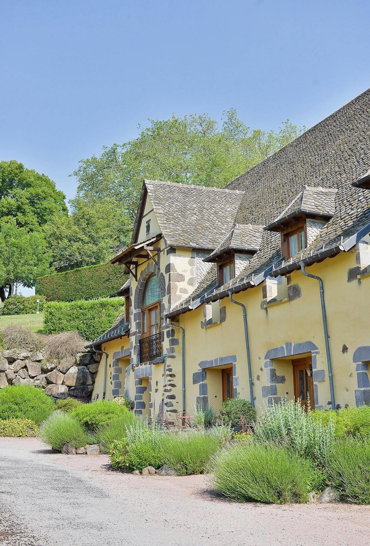 Chateau De Salles Vezac  ภายนอก รูปภาพ